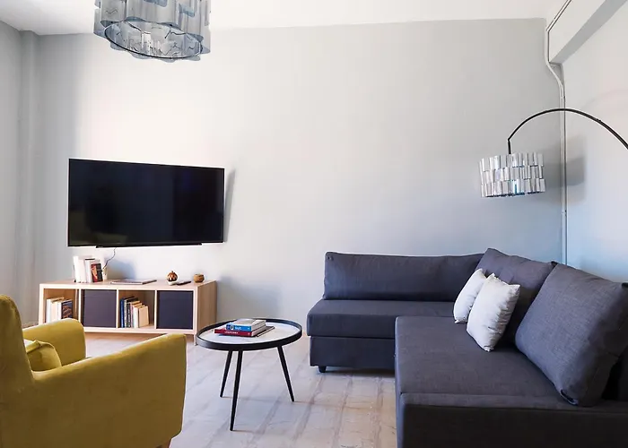 Andronikos Guest House